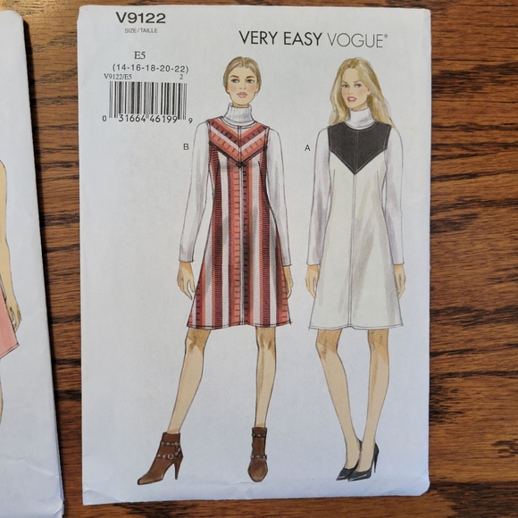 Very Easy Vogue Sewing Patterns (2) ~ Appear Unused ~ 2014 & 2015 ~ Retro Look - Picture 7 of 13